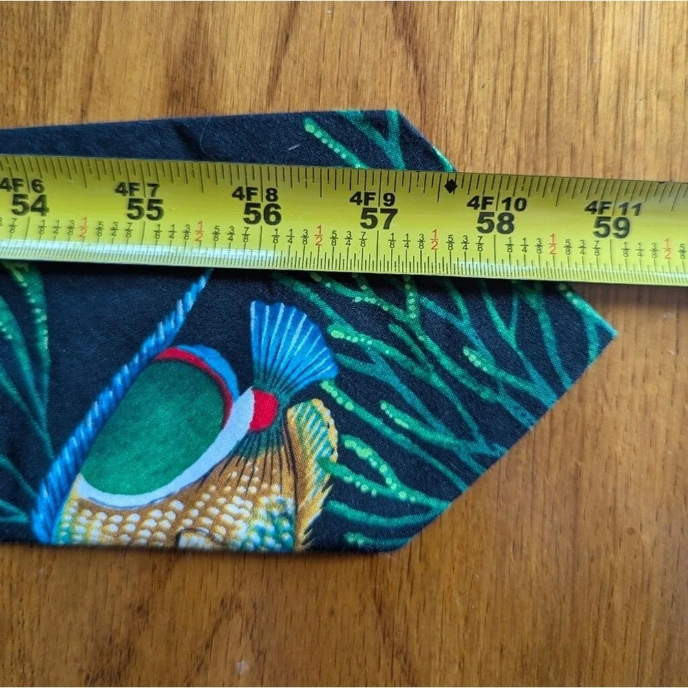 NWT Mens Black Sea Life Tie Tropical Fish Marine Ocean‎ Lake Fishing